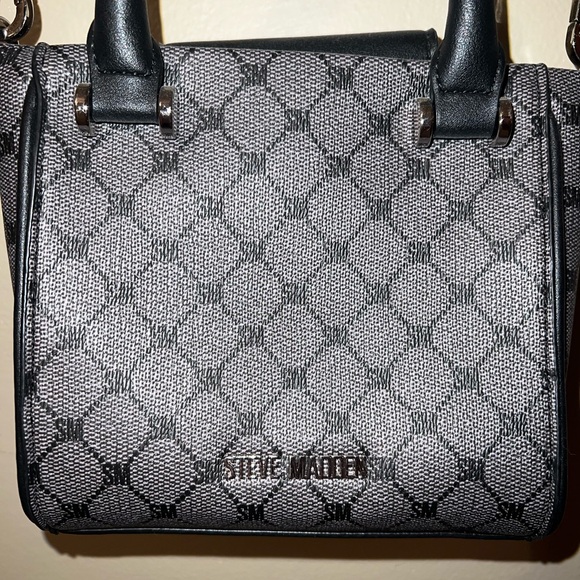 steve madden crossbody - Picture 2 of 2